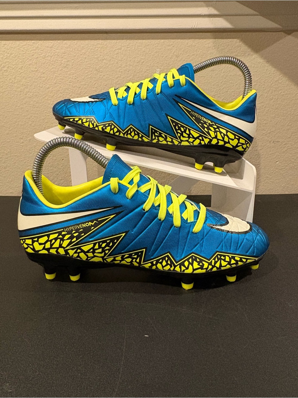 Nike Hypervenom Phelon II FG (744946-400) Blue Lagoon Soccer Cleats Women’s Sz 7